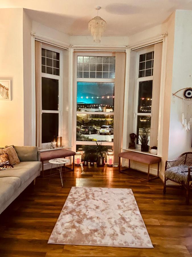 Southsea Retreat Apartment Bagian luar foto