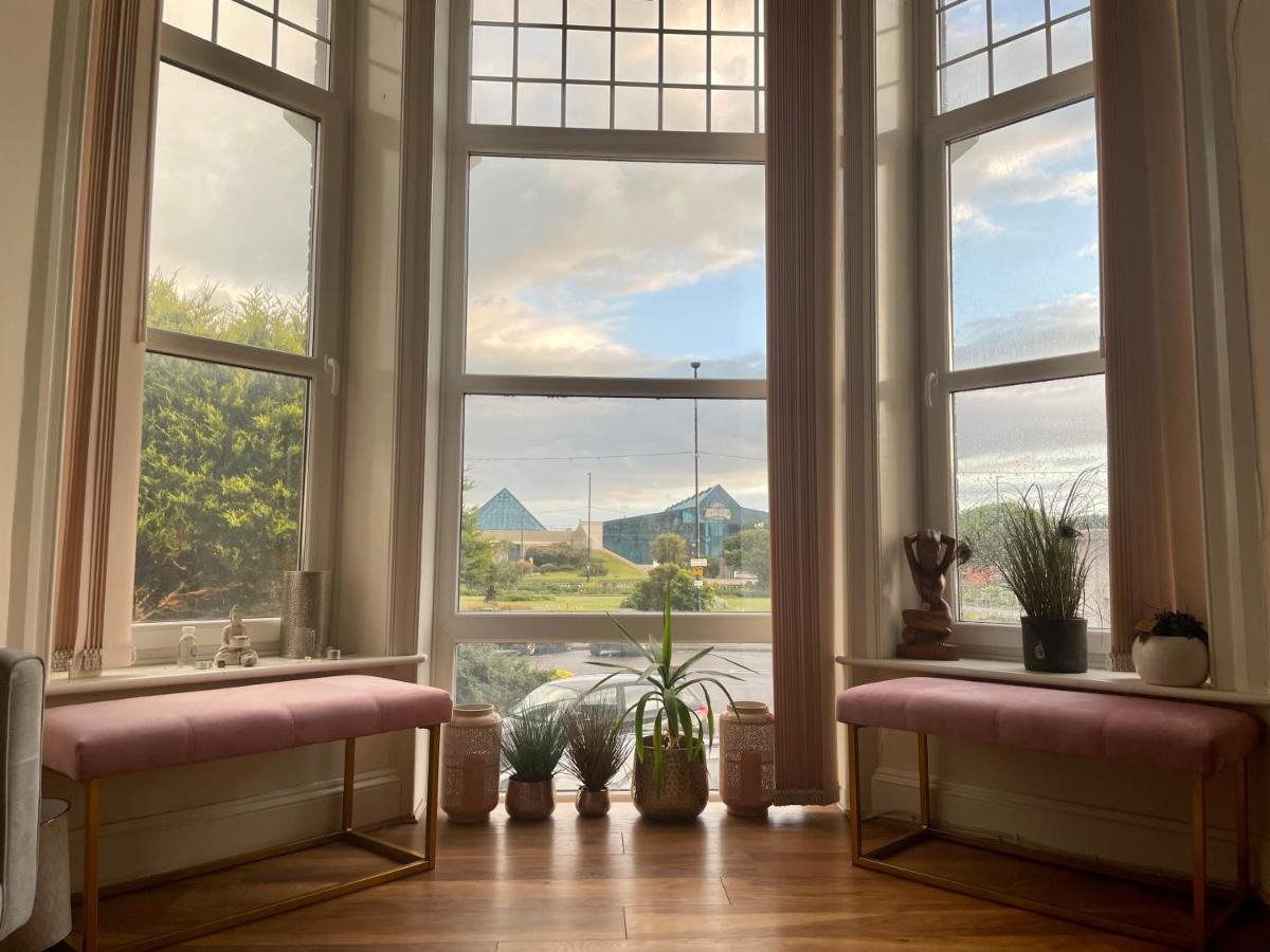Southsea Retreat Apartment Bagian luar foto